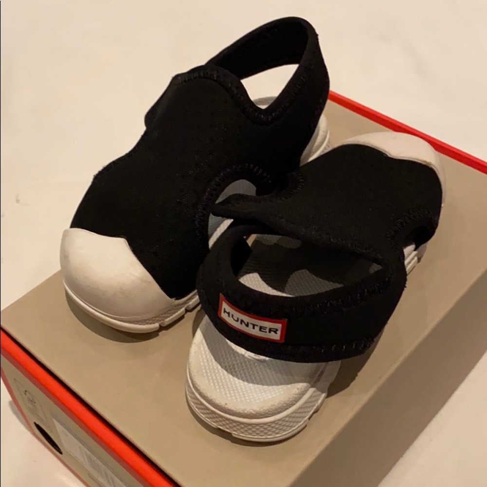 Toddler Girl Hunter Sandals